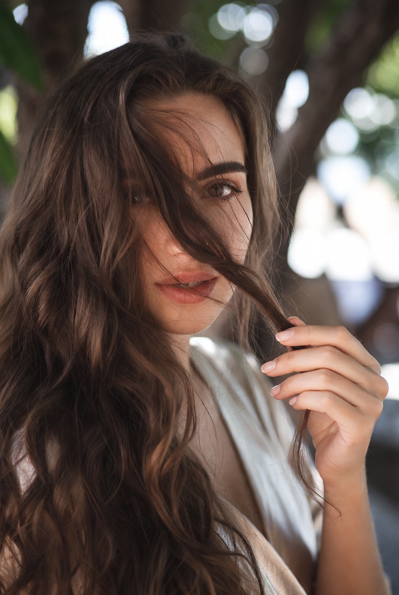 Natural oils in glass bottles for hair regrowth